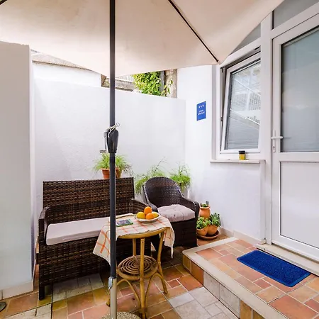 Captain - One Bedroom With Terrace 3 Adults *