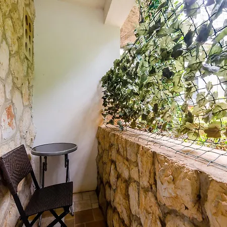 Captain - One Bedroom With Terrace 3 Adults * Dubrovnik